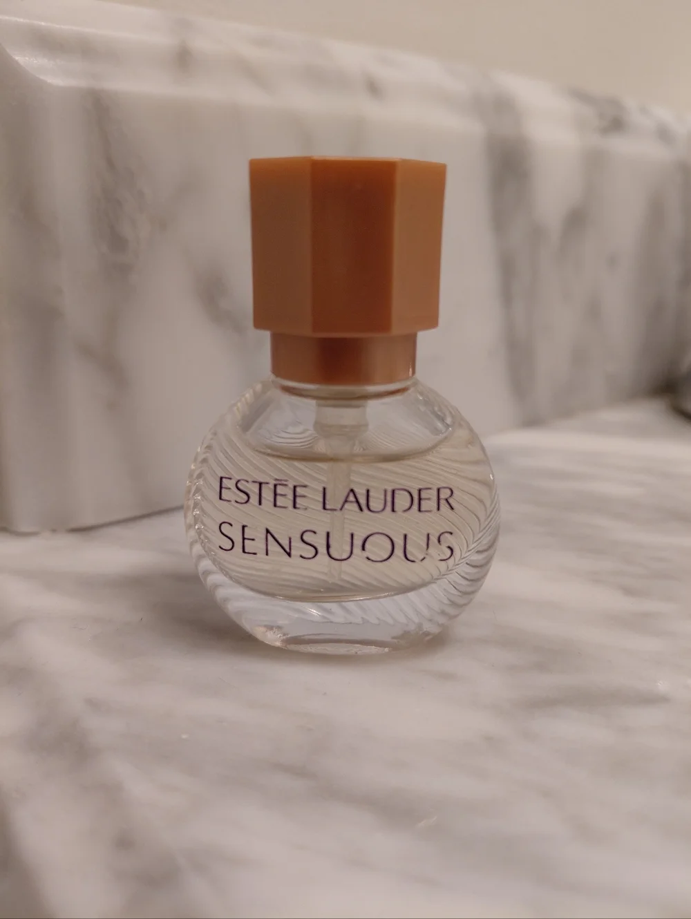 Sensuous by Estee Lauder 4ml Spray Travel size - Picture 6 of 6